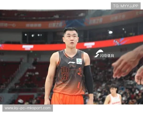 山东高速男篮外线三分攻势犀利，新赛季火力全开